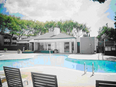 (REAR VIEW OF CLUBHOUSE LEASING AND POOL)